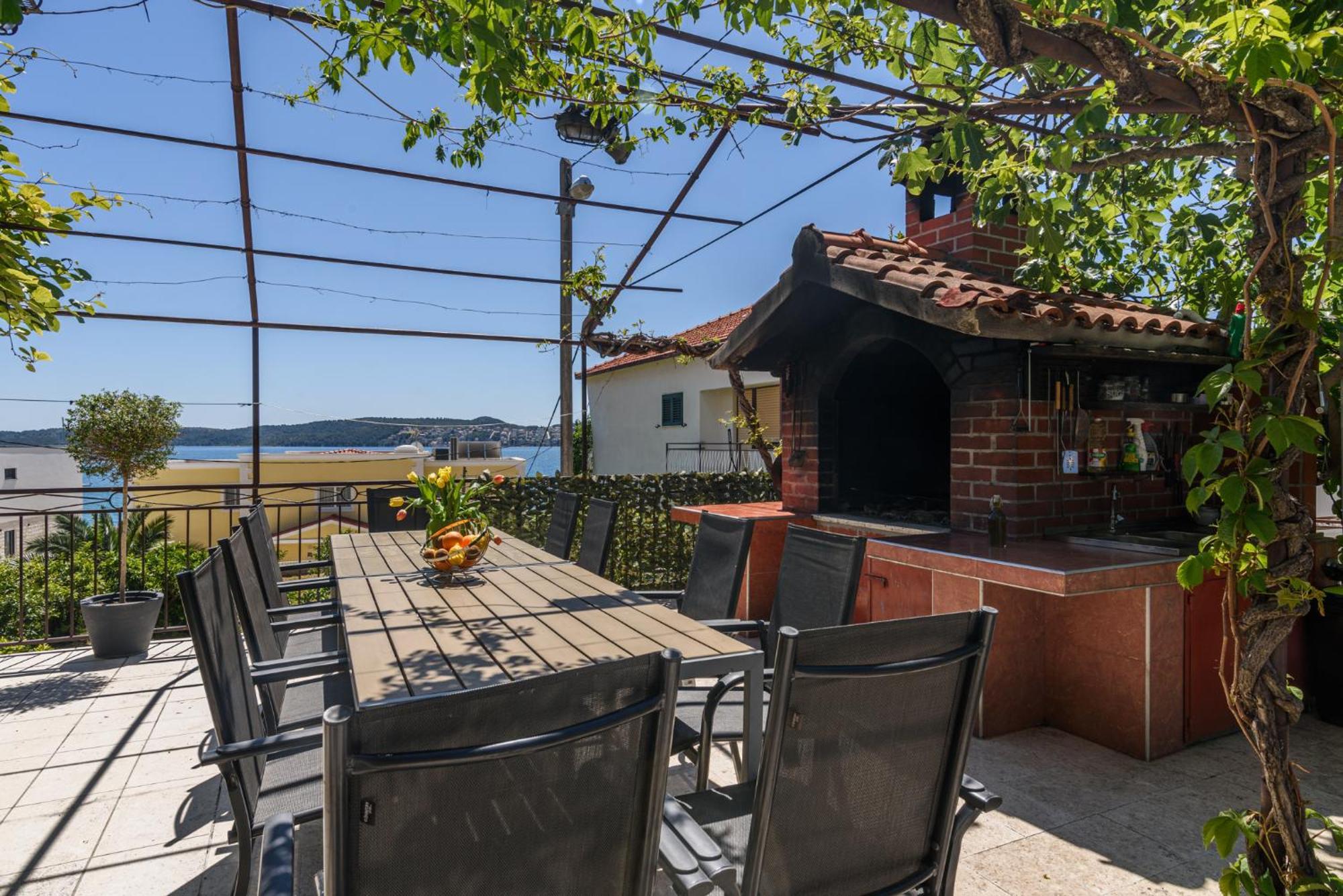 Apartments Villa Ivanka Trogir Exterior photo