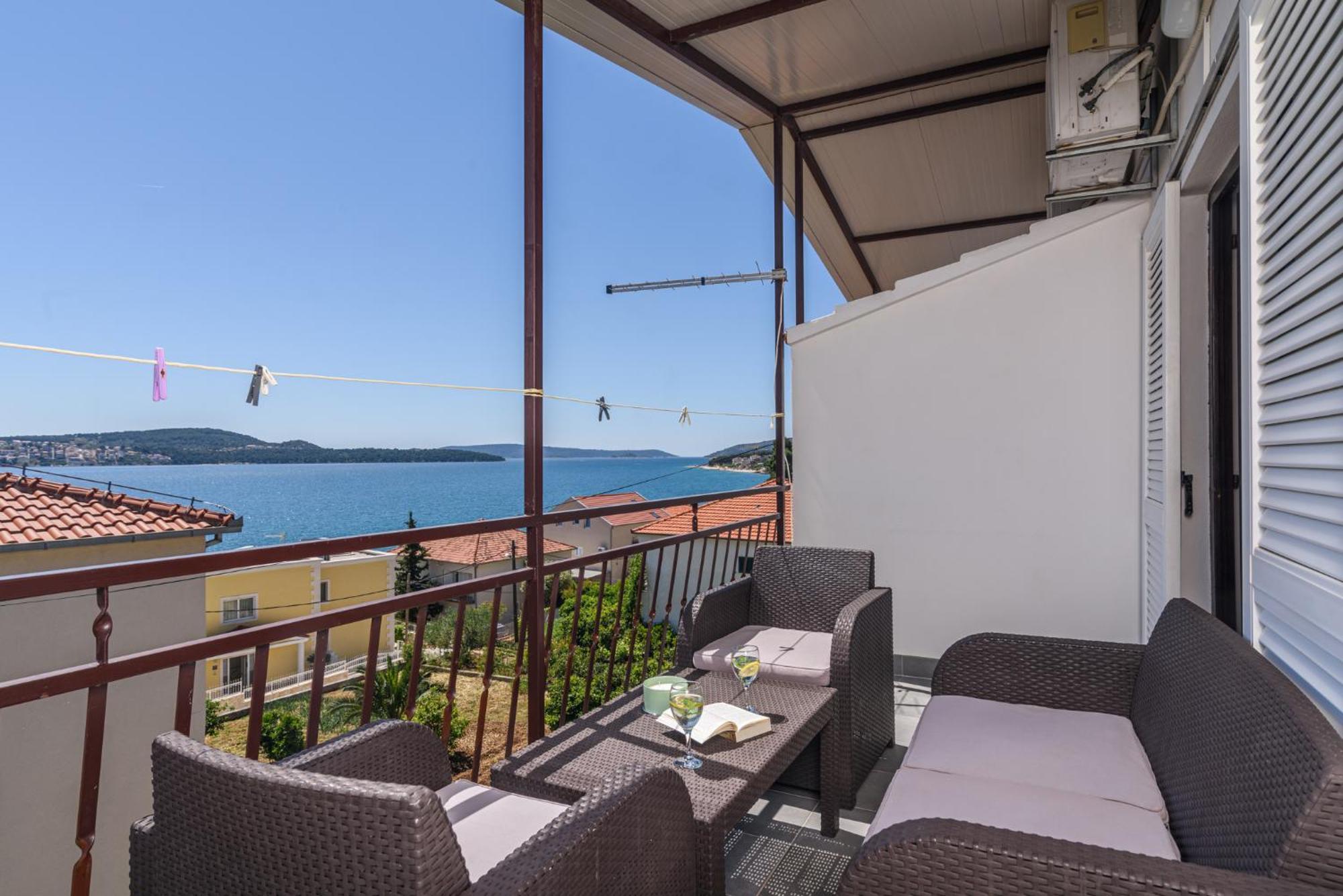 Apartments Villa Ivanka Trogir Exterior photo