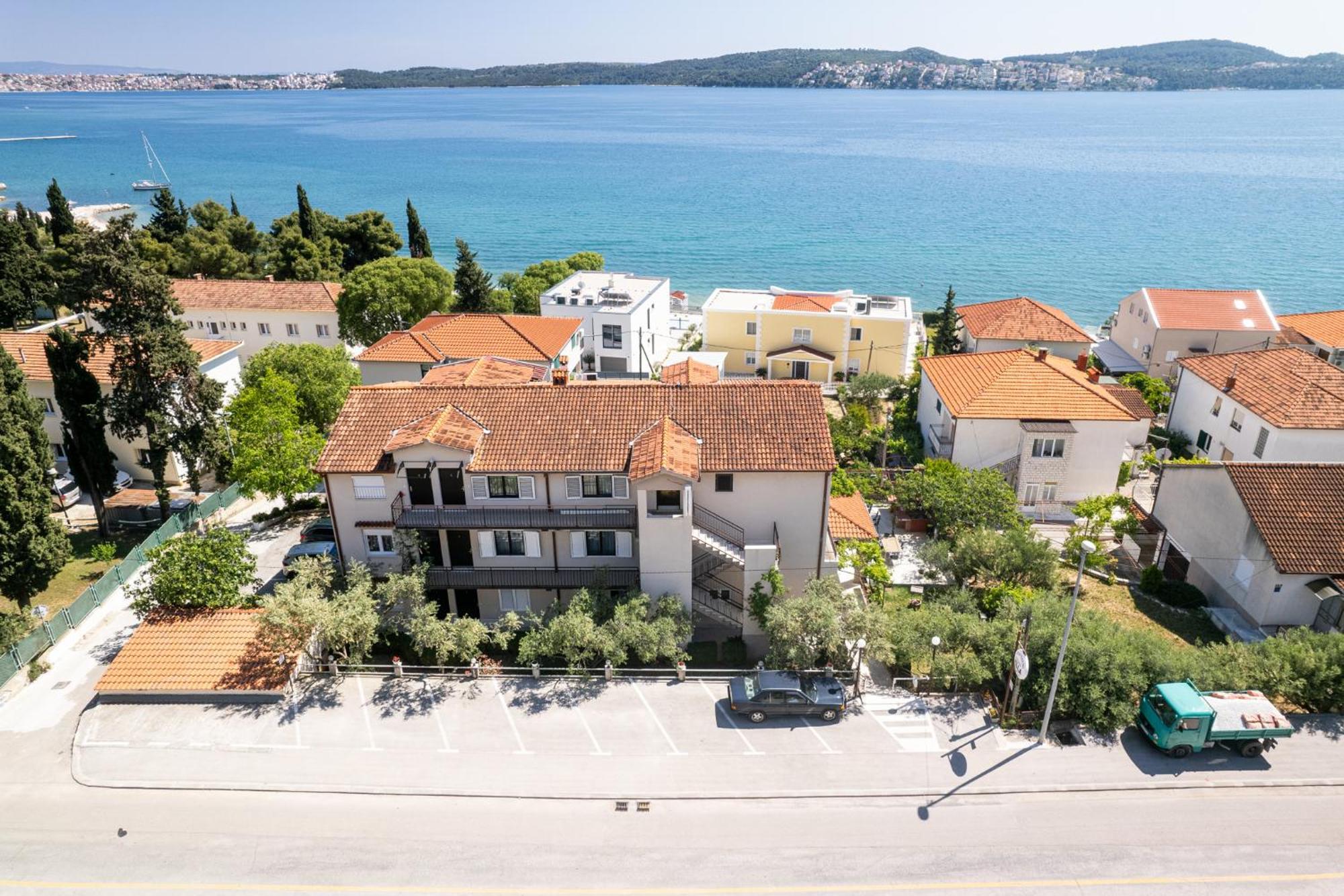 Apartments Villa Ivanka Trogir Exterior photo