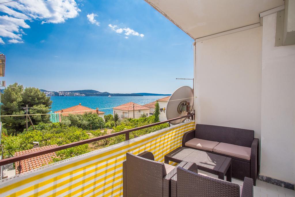 Apartments Villa Ivanka Trogir Exterior photo