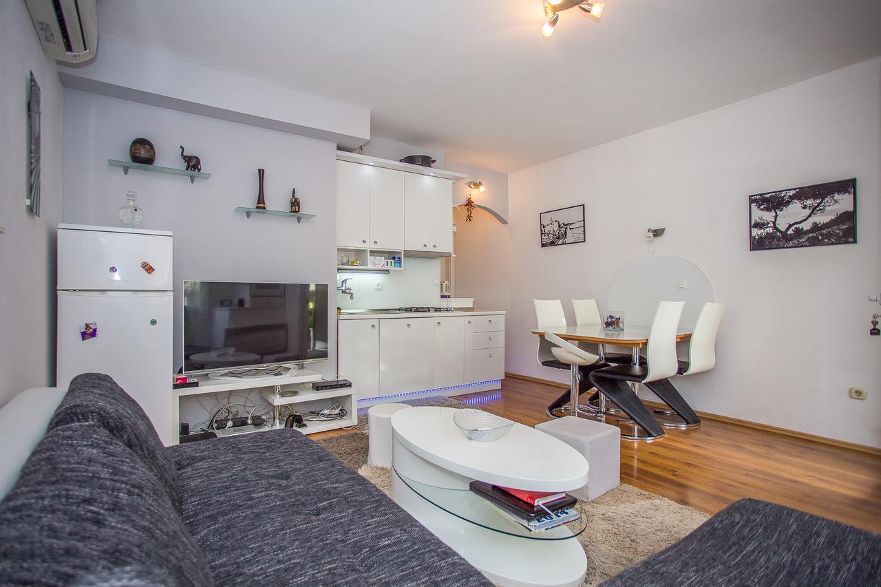 Apartments Villa Ivanka Trogir Exterior photo